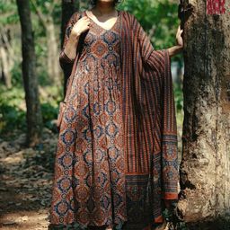 KALINI Selection Of 2 Ethnic Motifs Printed Kurtas With Trousers And Dupattas-17