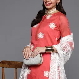 Inddus Women Peach-Coloured Floral Thread Work Chanderi Cotton Kurta with Trousers-image-45