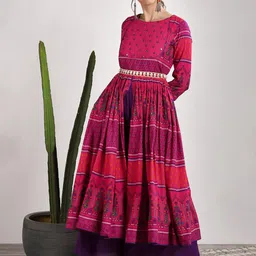 Sangria Women Magenta & Purple Printed Kurta with Palazzos-picture-34
