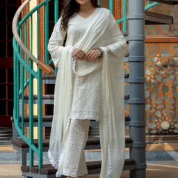 HOUSE OF JAMOTI Embroidered V-Neck Chikankari Pure Cotton Kurta with Trousers & Dupatta-picture-54