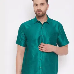VASTRAMAY Men Green Standard Regular Fit Solid Casual Shirt-image-81