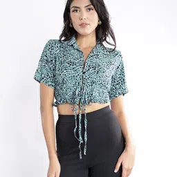Stylecast X Hersheinbox Waist Tie-Up Print Shirt Style Crop Top-3