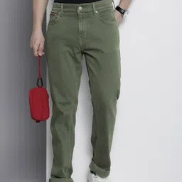 Tommy Hilfiger Men Straight Fit Light Fade Stretchable Mid-Rise Jeans-image-43