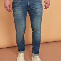 Wrangler Men Skanders Slim Fit Low-Rise Heavy Fade Clean Look Stretchable Jeans-image-89