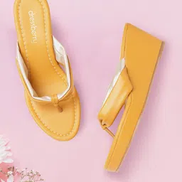 DressBerry Women Mustard Yellow & Gold-Toned Colourblocked Wedges-picture-40
