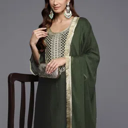 Varanga Ethnic Motifs Yoke Design Kurta with Palazzos & Dupatta-image-55