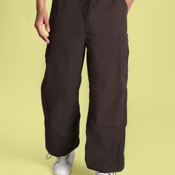 Bene Kleed Men Solid Classic Loose Fit Cargos Trousers-picture-4