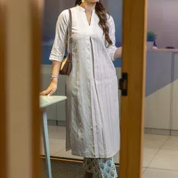 Libas Woven Design Mandarin Collar Pleated A-Line Kurta-image-49