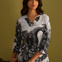 Indo Era Floral Printed V-Neck Straight Kurta With Trousers-picture-14