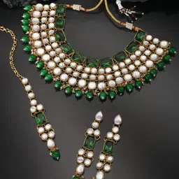 Peora Green & Gold-Plated Choker Necklace With Earings & Maang Tikka-39