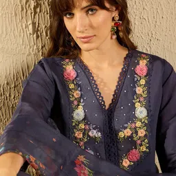 Anouk Floral Embroidered Thread Work Kurta With Trousers & Dupatta-14