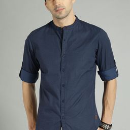 Roadster Men Navy Blue & Black Regular Fit Printed Casual Sustainable Shirt-image-44
