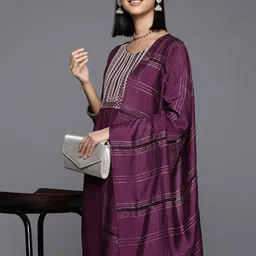 Varanga Women Yoke Design Regular Sequinned Kurta with Trousers & Dupatta-11