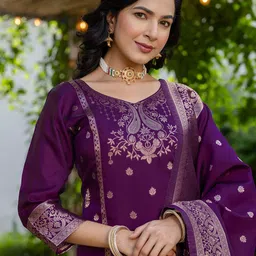SKYLEE Women Woven Design Kurta with Trousers & Dupatta-picture-6