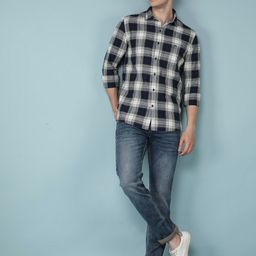 Crimsoune Club Men Mid-Rise Slim Fit Light Fade Stretchable Jeans-image-64
