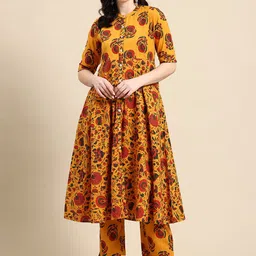A&K Women Floral Printed Pleated Pure Cotton Kurta with Trousers-image-6
