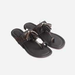Aprajita Toor Women Textured Ethnic One Toe Flats with Tassels-1