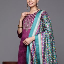 Varanga Women Floral Yoke Design Regular Sequinned Kurta with Trousers & With Dupatta-9