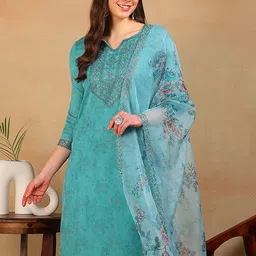 House of Pataudi Floral Printed Notch Neck Organza Straight Kurta & Trousers With Dupatta-picture-26