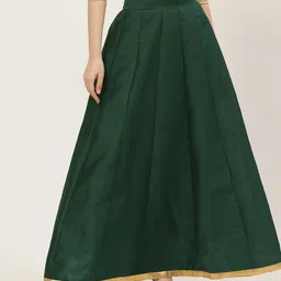 Studio Shringaar Women Green Solid Pleated Flared Maxi Skirt-image-77