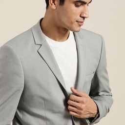 INVICTUS Men Grey Slim Fit Solid Single-Breasted Casual Blazer-45