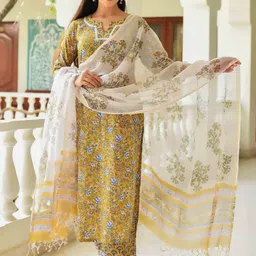 KALINI Selection of 2 Ethnic Motifs Printed Straight Kurta with Trousers and Dupatta image 5