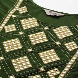 Jompers Yoke Design Pleated Mirror Work Kurta with Trousers & With Dupatta image 2
