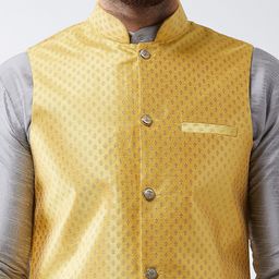 SOJANYA Men Grey Solid Kurta Set & Nehru Jacket image 3