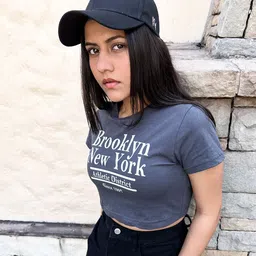 Stylecast X Hersheinbox Typography Printed Crop Top image 4