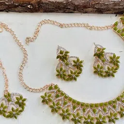 Anouk Rose Gold-Plated Stone-Studded Jewellery Set image 2