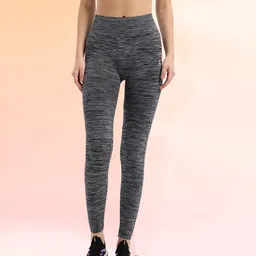 HRX by Hrithik Roshan Woman Solid Regular Fit Seamless Rapid Dry Running Tights image 3