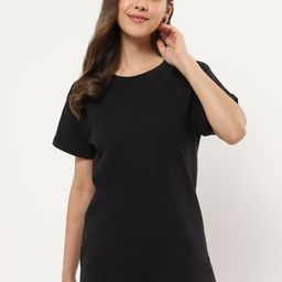 Bewakoof Women Black Solid Round Neck Boyfriend T-Shirt-43
