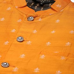 SOJANYA Men Off White Kurta with Churidar & Nehru Jacket image 4