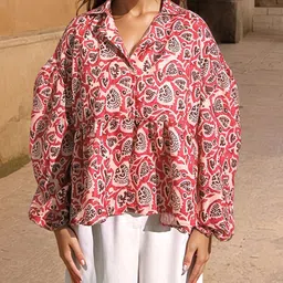 Stylecast X Hersheinbox Abstract Printed Lapel Collar Empire Top image 3