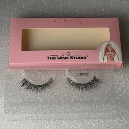 THE WINK STUDIO Reusable Lightweight False Eyelashes image 4