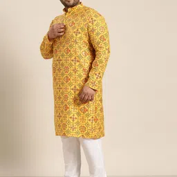 SOJANYA PLUS Men Plus Size Ethnic Motifs Printed Kurta image 5