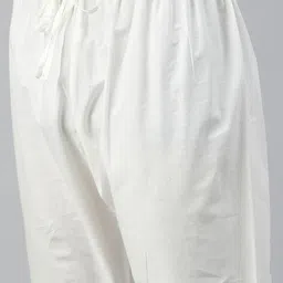 Manthan Men Solid Regular Kurta with Churidar image 2