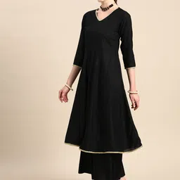 Anouk Gotta Patti Kurta With Palazzos & Dupatta image 5