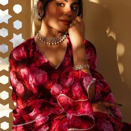 Thread & Button Floral Printed Ready to Wear Lehenga Blouse With Dupatta image 2
