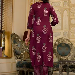 KALINI Selection of 2 Floral Printed Sequinned Straight Kurta With Trousers And Dupatta image 4