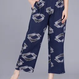 BAESD Women Geometric Printed Cotton Parallel Trousers-image-1