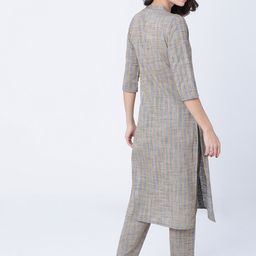 Vishudh Grey Checked Pathani Kurta image 5