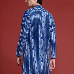 Anouk Geometric Print Layered Kurta image 4