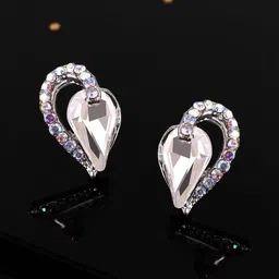 TOKYO TALKIES X rubans FASHION ACCESSORIES Silver-Toned Heart Shaped Studs-44