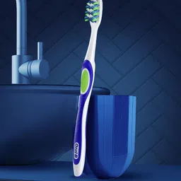 Oral - B Set of 3 Criss Cross Soft Manual Toothbrush - Multicolored image 2