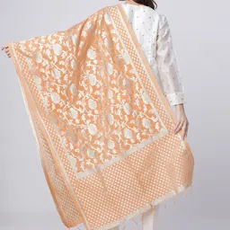 Vishudh Peach-Coloured & Silver-Coloured Woven Design Dupatta image 3