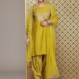 House of Pataudi Floral Embroidered Thread Work Jashn Kurta with Patiala & Dupatta-picture-28