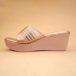 Ozuri Textured Open Toe Wedge Heels image 4