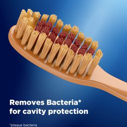Oral - B Set of 3 Cavity Defense Gentle Care Toothbrush with Clove Extract - Extra Soft image 4