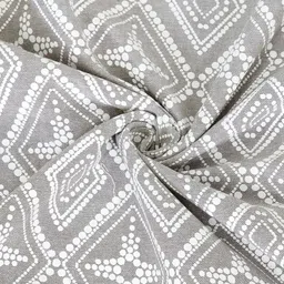 BLANC9 Grey & White Geometric Printed Rectangular Cotton Table Cover image 3